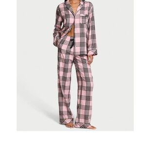 Victoria's Secret Pink and Black Plaid Pajama Set